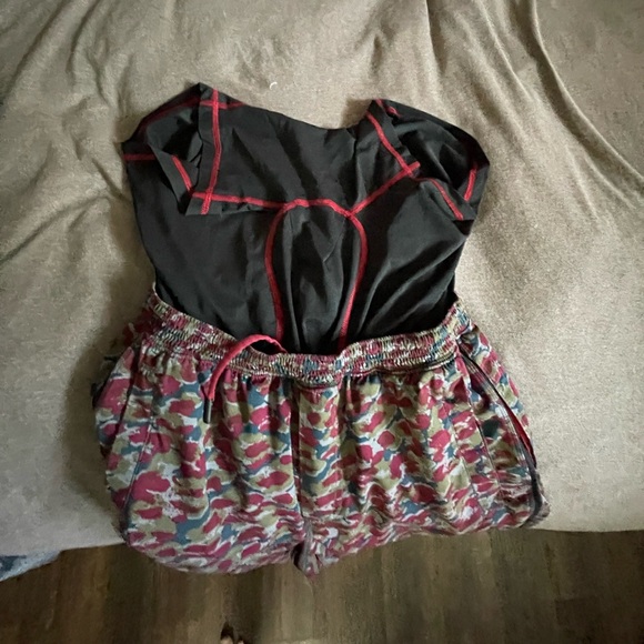 Bundle lululemon pace breaker shorts - Picture 2 of 3